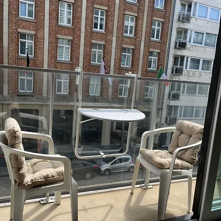 Resedentie Prado شقة *